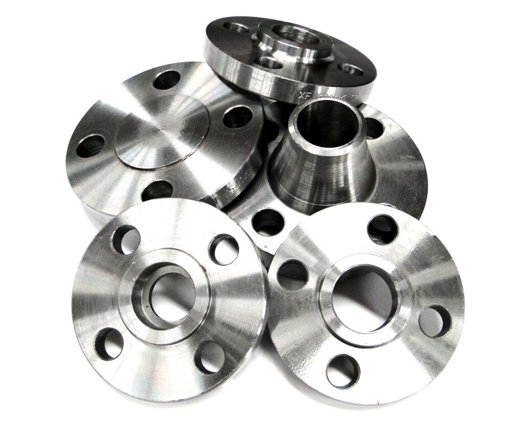 Tehnične specifikacije prirobnic in okovij iz ogljikovega jekla / norme